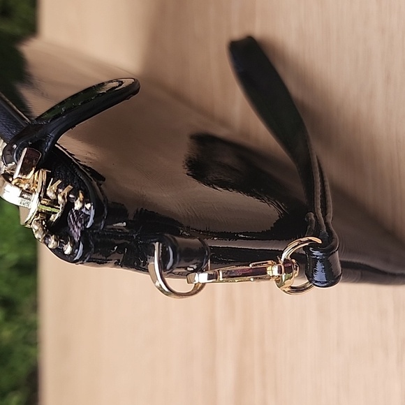 Handbag Butler HB Mighty Purse cell phone battery charger wristlet - Picture 6 of 13